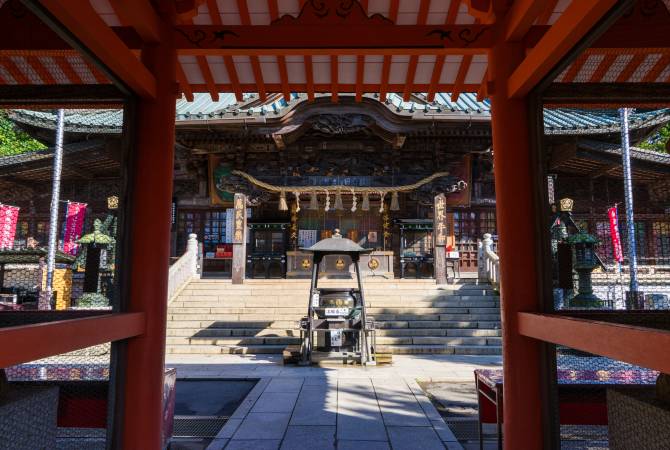 Pavillon principal du temple Takaosan Yakuouin