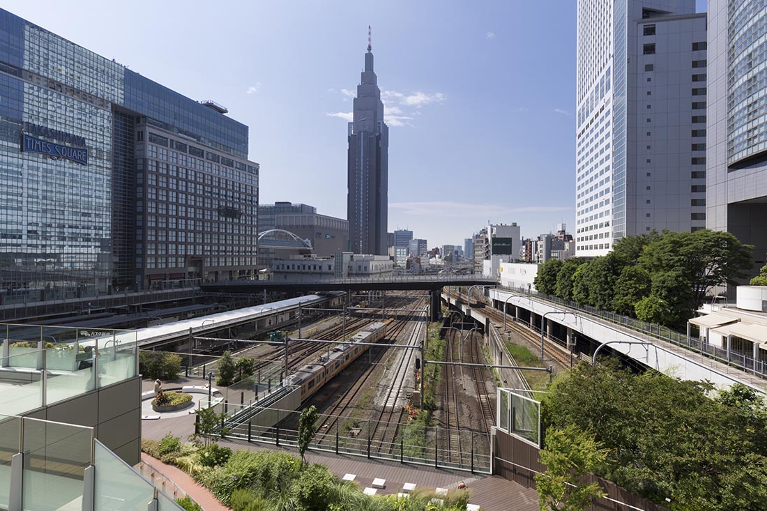 新宿南口付近