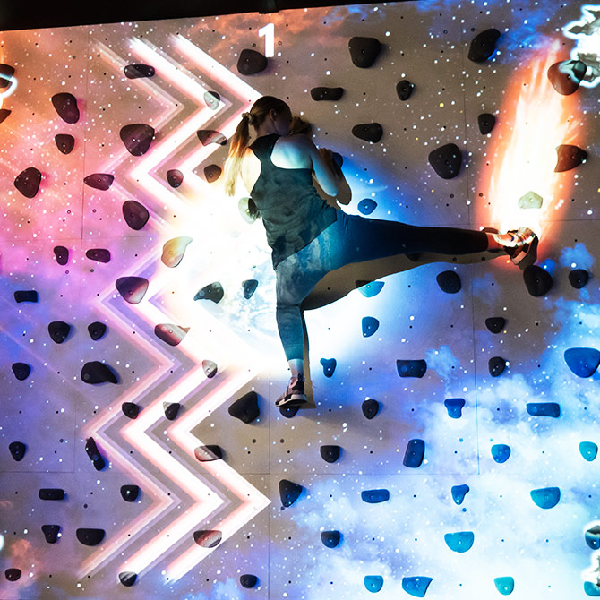 銀座、浅草、東京タワーで最先端のメタバース＆eスポーツ体験／東京の