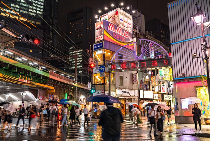 Shinbashi street scene