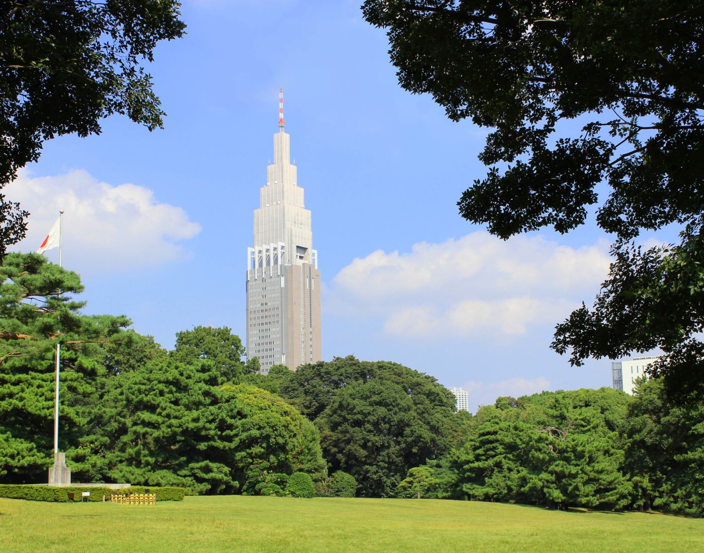 Ntt Docomo Yoyogi Building Go Tokyo