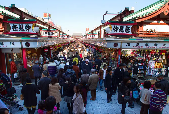 A guide to Asakusa - an area of true Japanese tradition | The