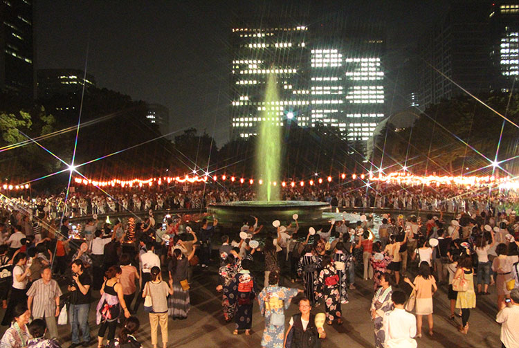 第17回 日比谷公園 丸の内音頭大盆踊り大会 東京の観光公式サイトgo Tokyo
