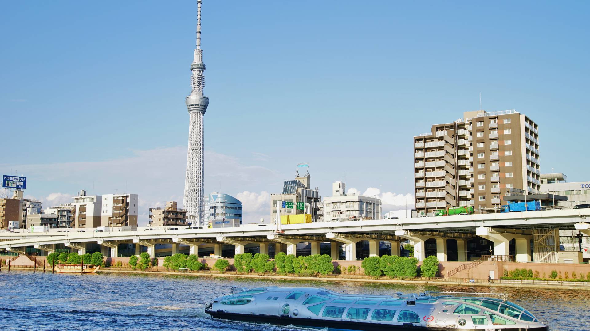 Strolling from Asakusa to Tokyo Skytree