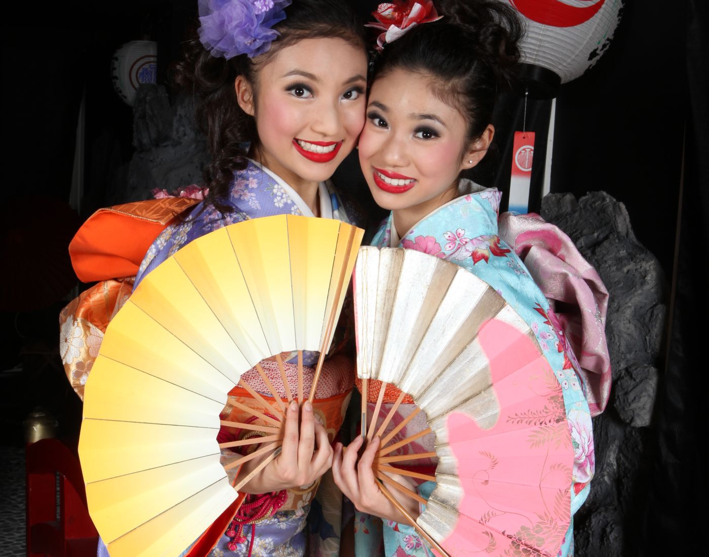 Kimono-Wearing Experience, Maiko/Geisha Makeover Experience