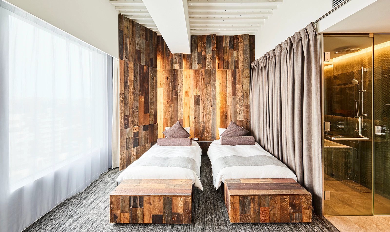 ONE＠Tokyo by insomnia