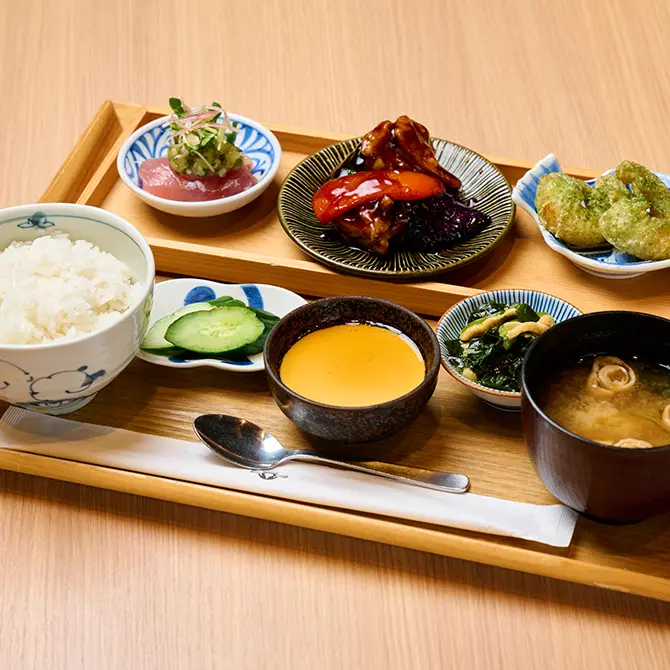 土鍋・羽釜・おひつの食文化を通じて、収穫したての新米を味わう／東京