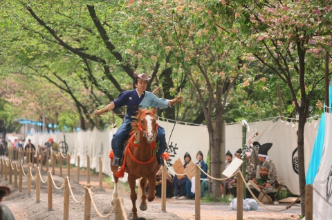 Asakusa Yabusame Horseback Archery