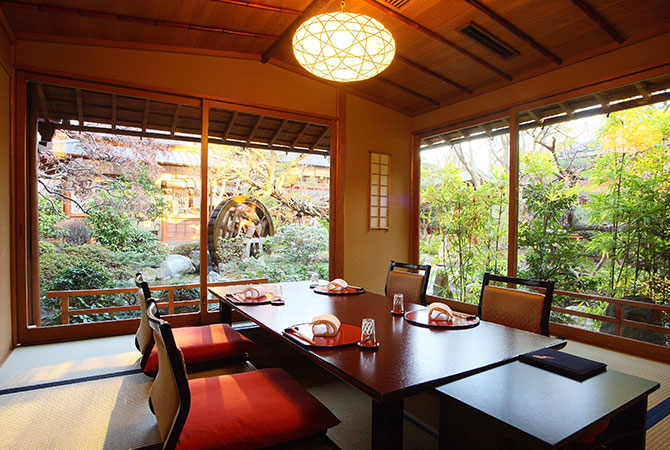 The interior of Tofuya Ukai