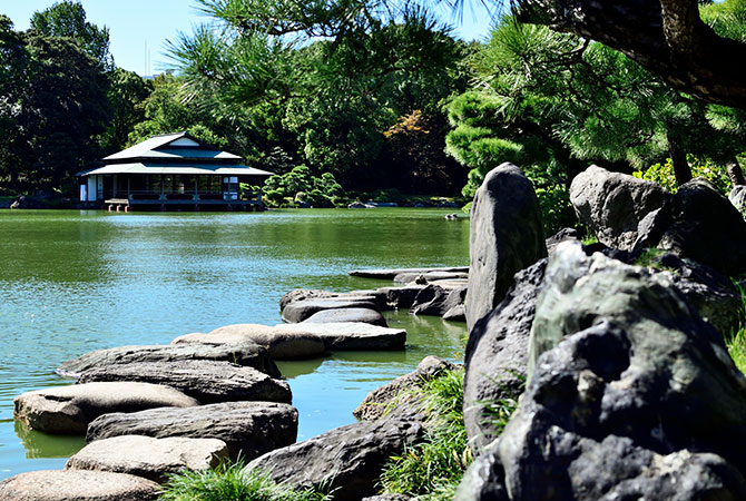 清澄庭園の石橋