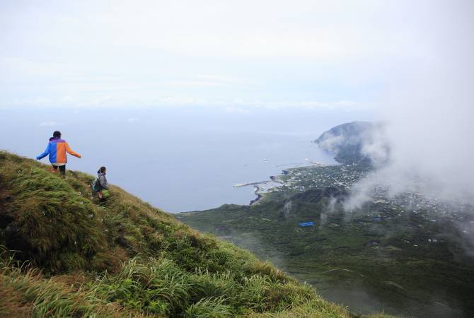 Oceano visto dal monte Hachijo-Fuji