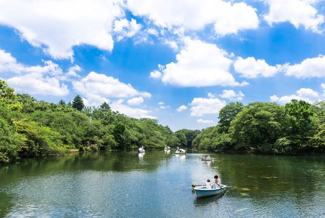 Caseta para botes en el Parque Inokashira