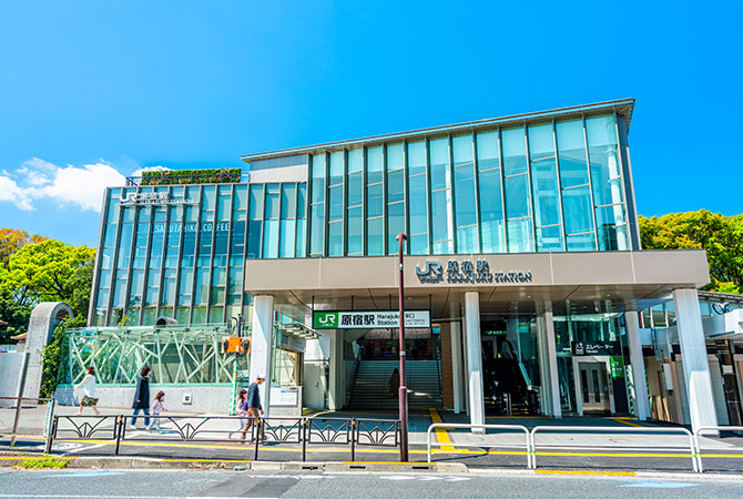 Harajuku station building