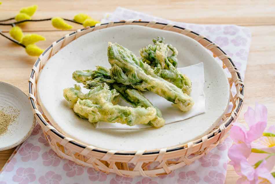 Mountain vegetable tempura