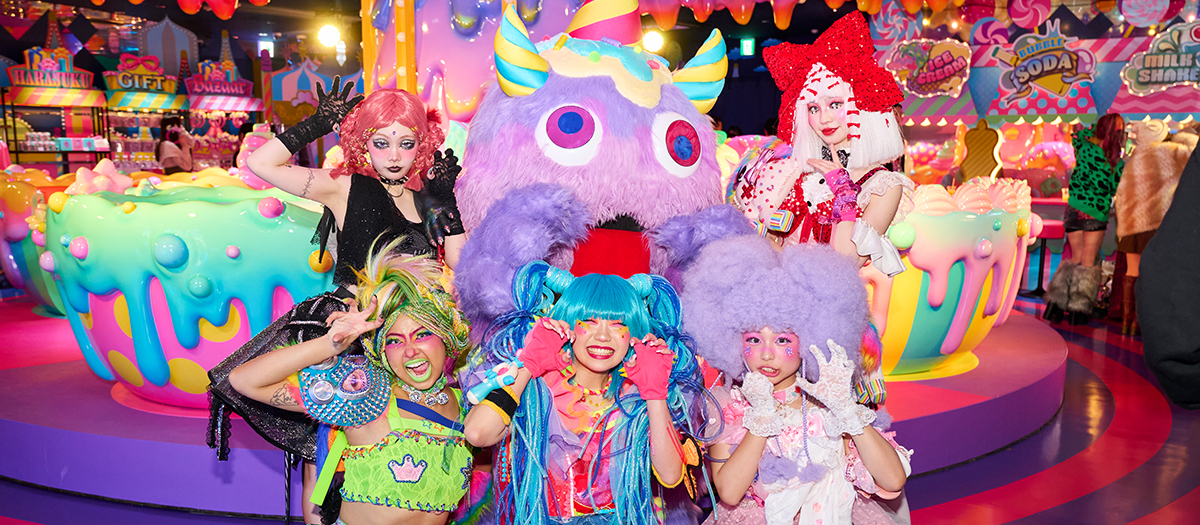 原宿・竹下通りに誕生したポップで大胆な没入型体験施設― KAWAII